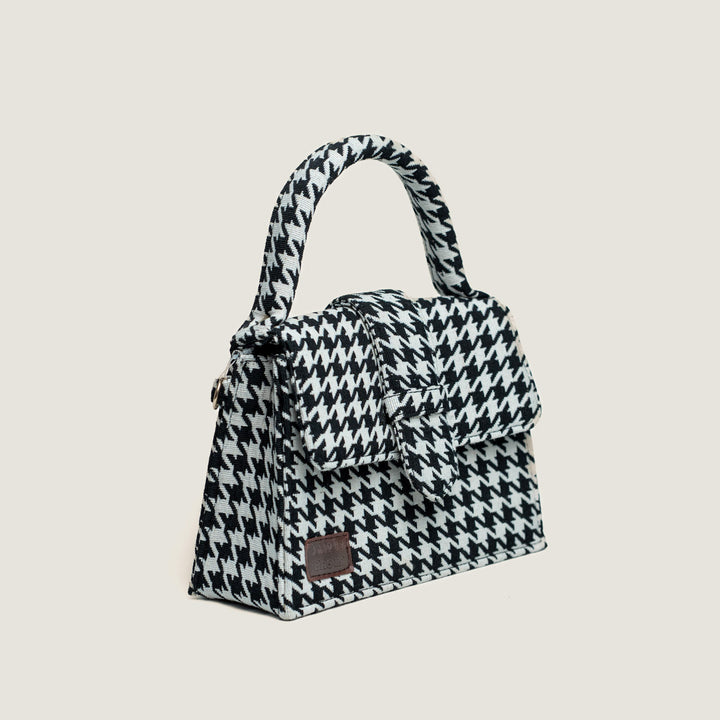 Saaz Jacquard Medium Chiq Bag