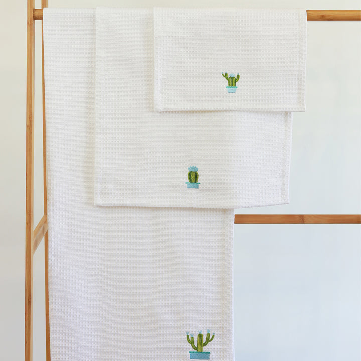 Embroidered 100% Cotton Towel | Set of 3