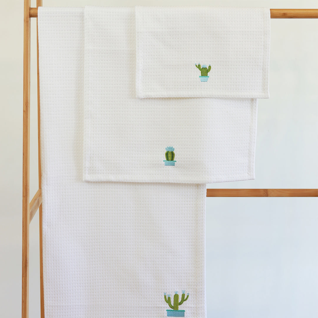 Embroidered 100% Cotton Towel | Set of 3