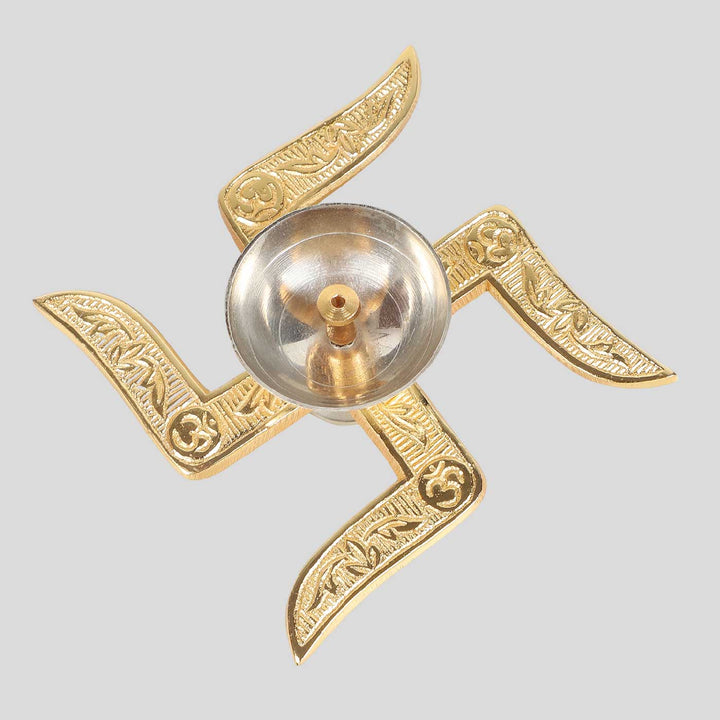 Handmade Satiya Brass Oil Lamp / Diya