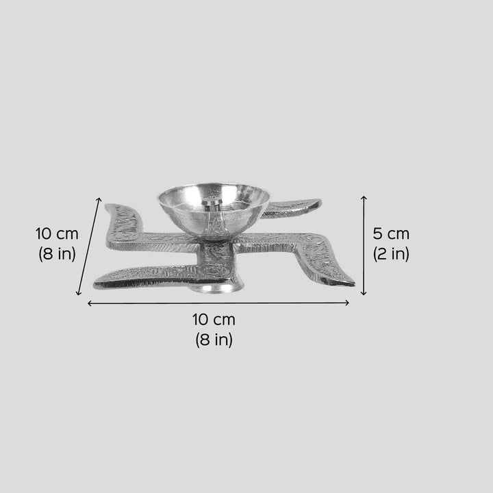 Handmade Satiya Brass Oil Lamp / Diya