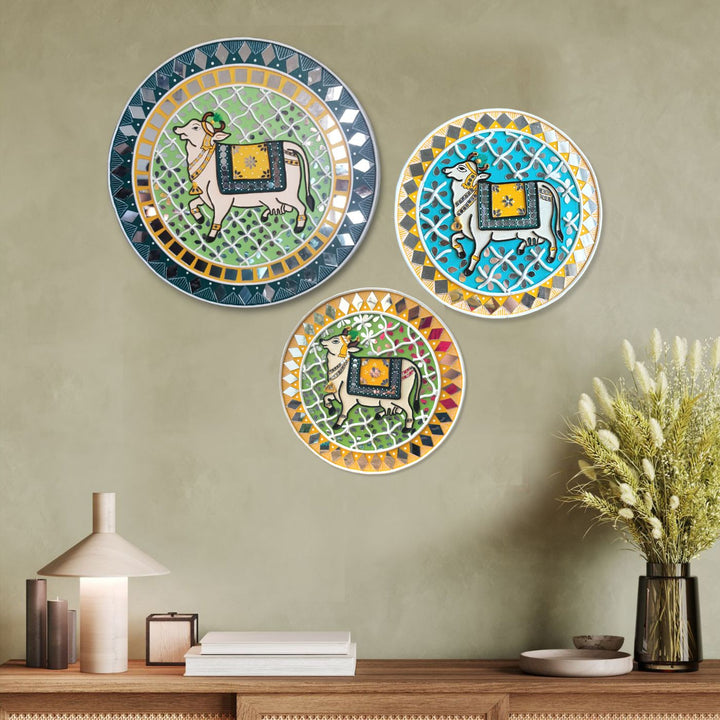 Cow Lippan Art Wall Plate
