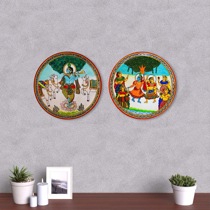 Handpainted Wooden Wall Plate With Radha Krishna Artwork - Set Of 2
