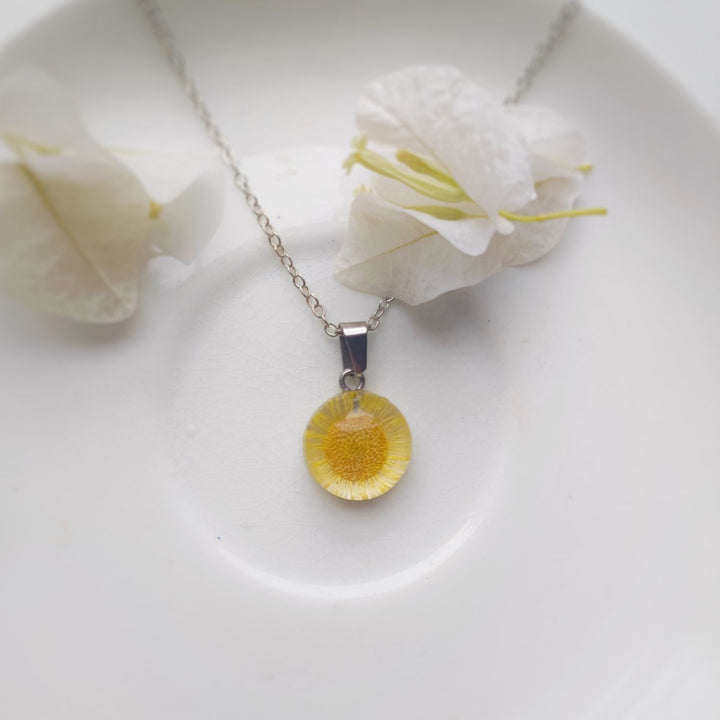 Sunshine Preserved Flower Necklace - Yellow Aster