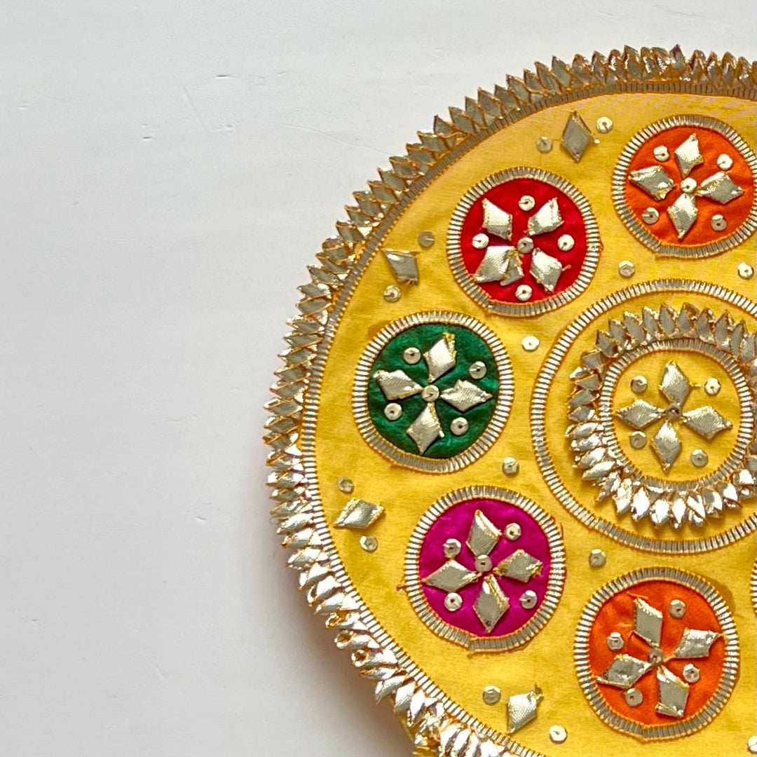 Handmade Gota Patti Yellow Round Geometry Rangoli