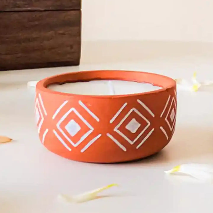 Set of 16 | Hand-Painted Diamond Terracotta Soy Wax Candle