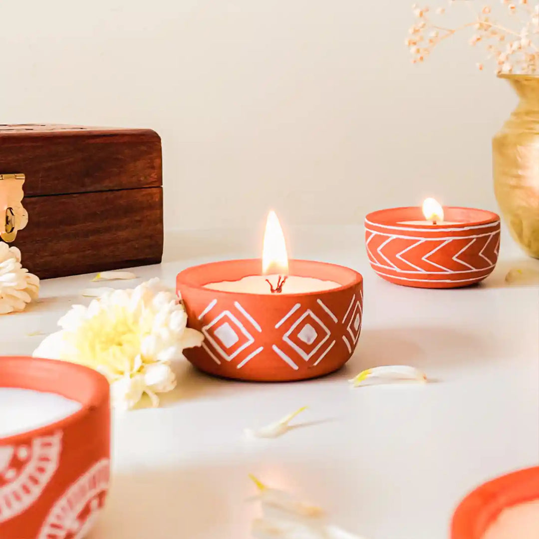 Set of 16 | Hand-Painted Diamond Terracotta Soy Wax Candle