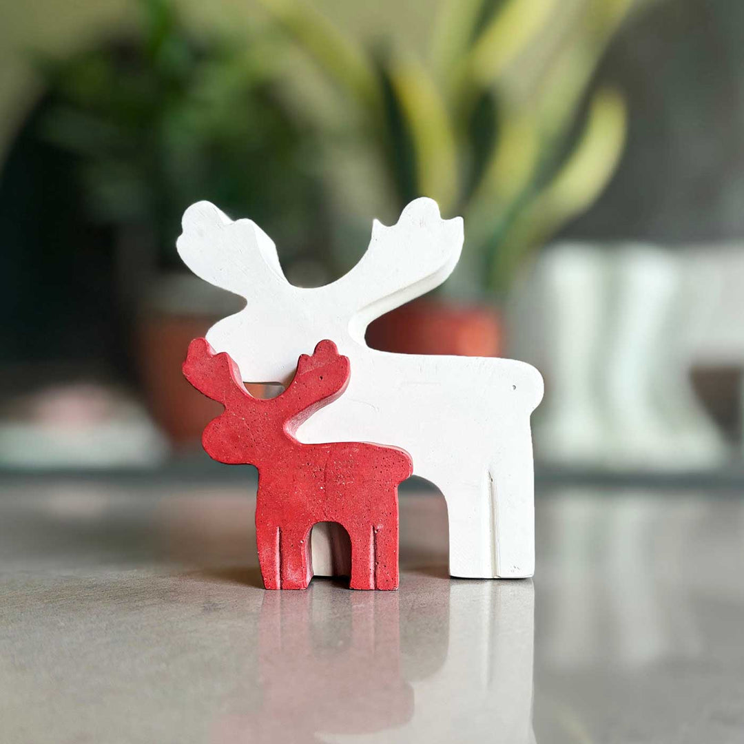 Handmade Santa's Steeds Concrete Table Decor For Christmas Decoration | Set Of 2
