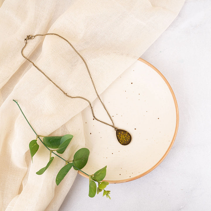 Handcrafted Personalized Pressed Flowers Necklace - Zwende