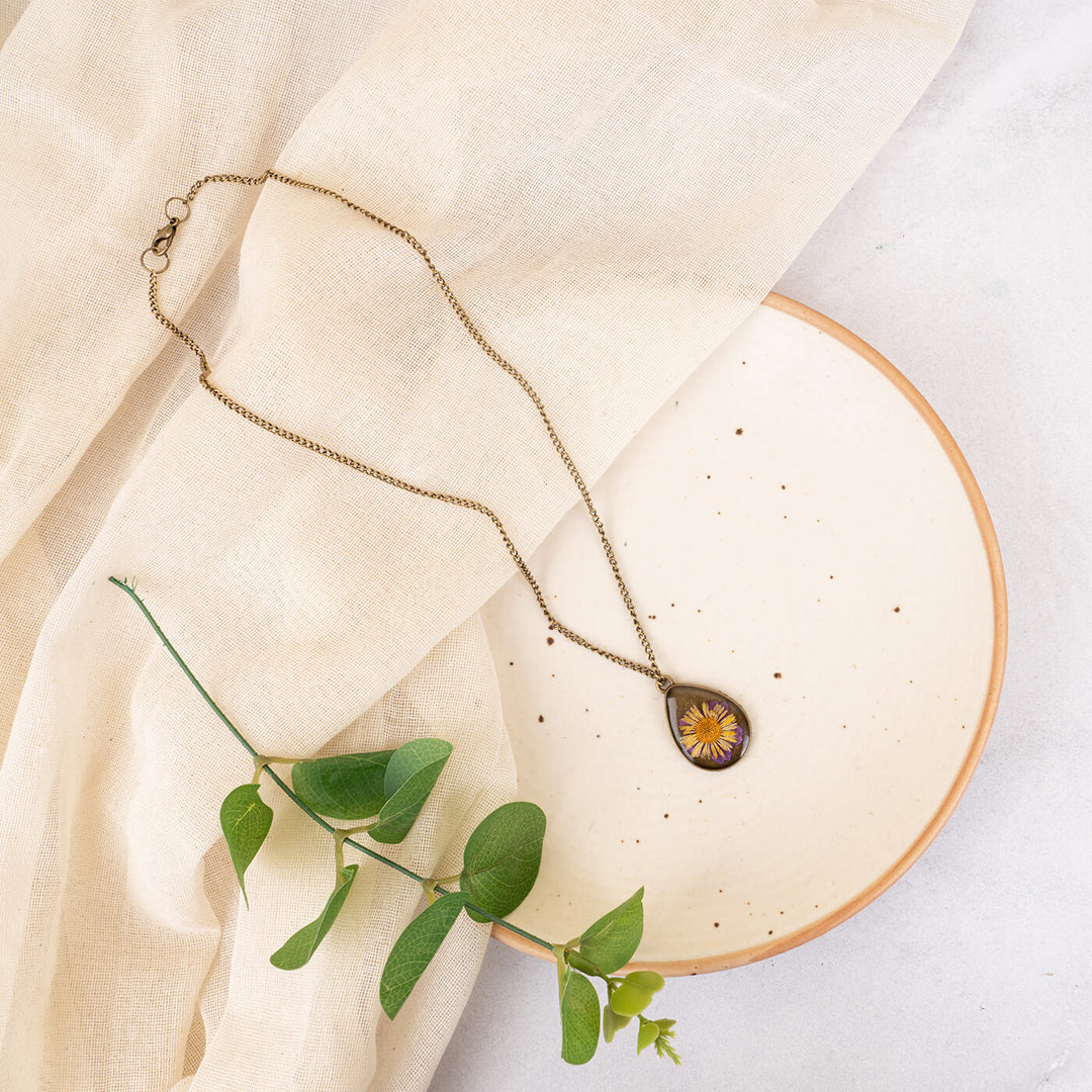 Handcrafted Personalized Pressed Flowers Necklace