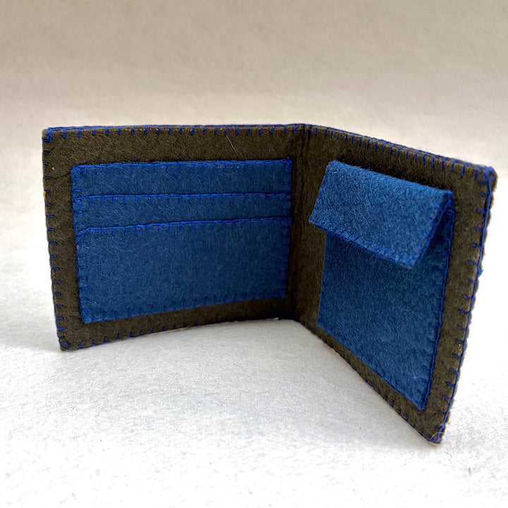 Handmade Travel Currency Sign Wallet | Green