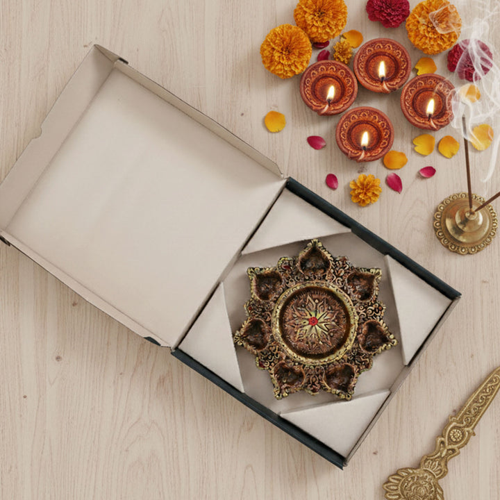 Handmade Small Decorative 7 Terracotta Diya & Urli Platter | 9 inch