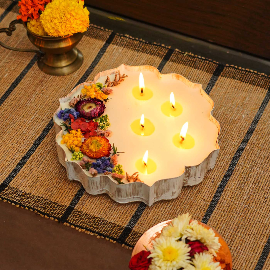 inch Handmade White Gold Inch Urli Scented Candle With Dry Flowers Oud