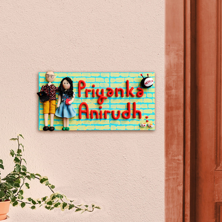 Handcrafted Personalized Clay Caricature Couple Nameplate