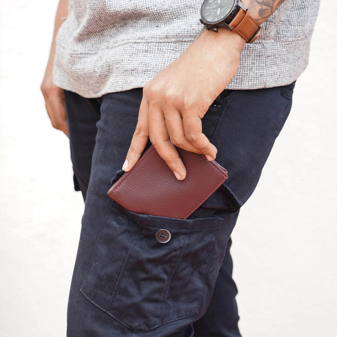 Handcrafted Personalized Leather Wallet For Men