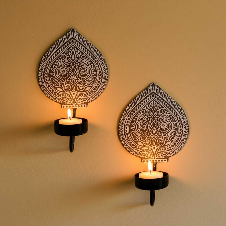 Set Of 2 | Handmade Block Printed Pan Leaf Design Wooden Tealight Holder