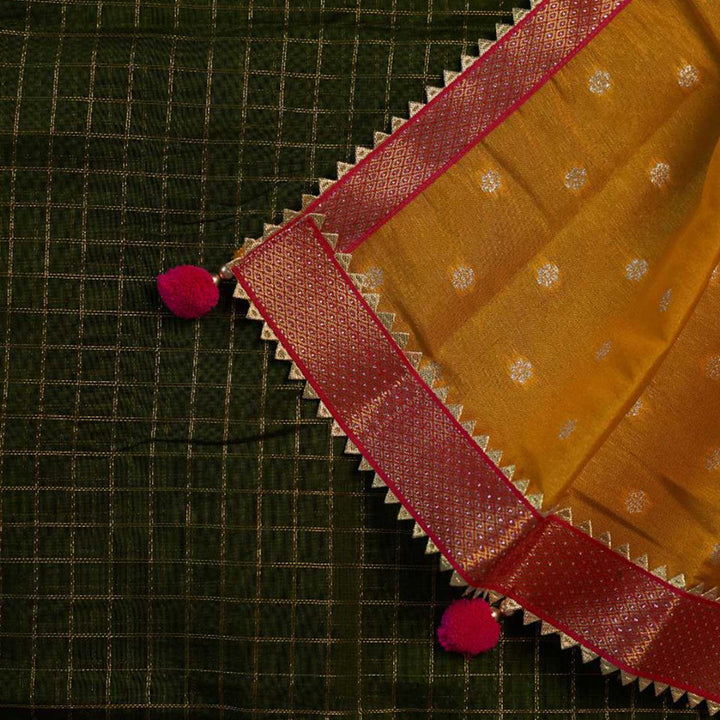 Traditional Pleated Gudi Vastra For Gudhi Padwa