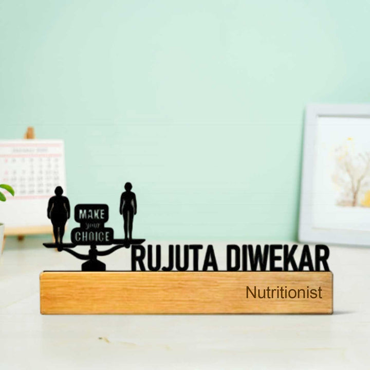 Personalized Minimal Desk Name Plate for Nutritionist