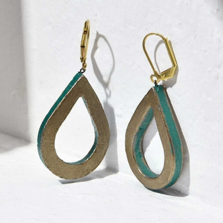 Handmade Sleek Metallic Finish Terracotta Earrings