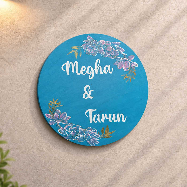 Floral Theme Blue Personalized Round Wooden Name Plate For Home