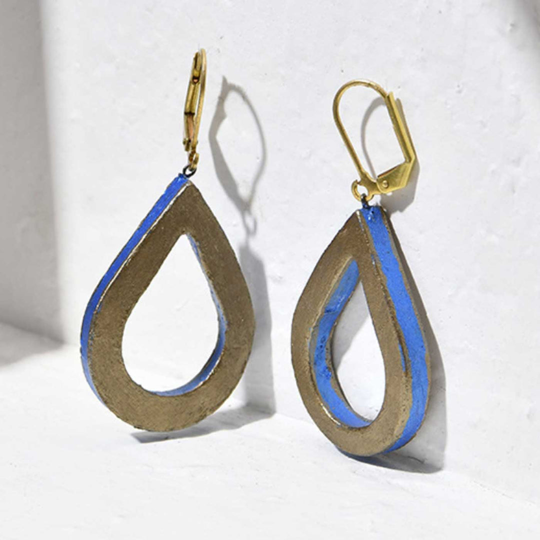 Handmade Sleek Metallic Finish Terracotta Earrings