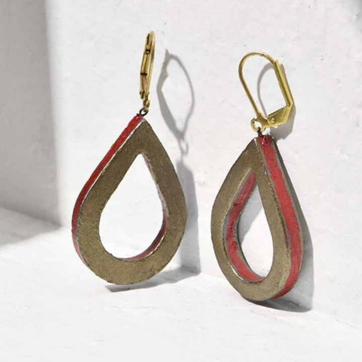 Handmade Sleek Metallic Finish Terracotta Earrings