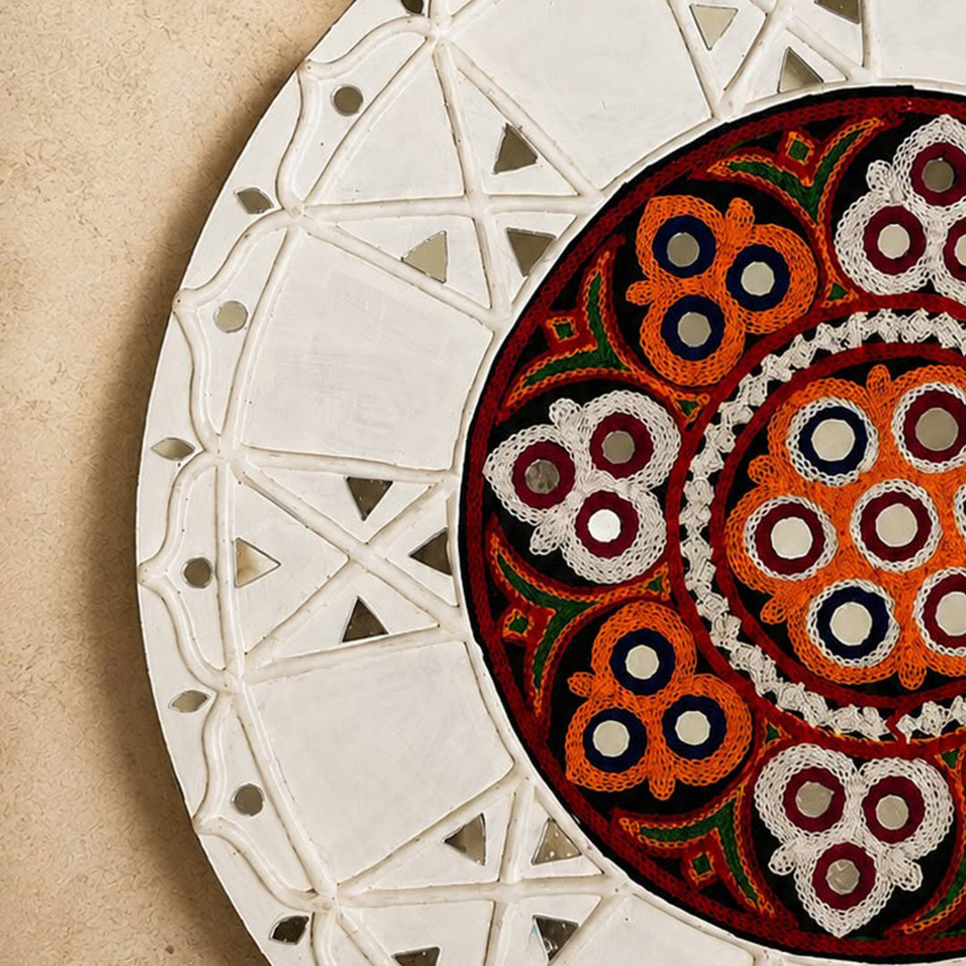 14 Inch | Lippan Art Round MDF Aagan Aari Rangoli With Tealight Holder And Kutch Embroidery Centre