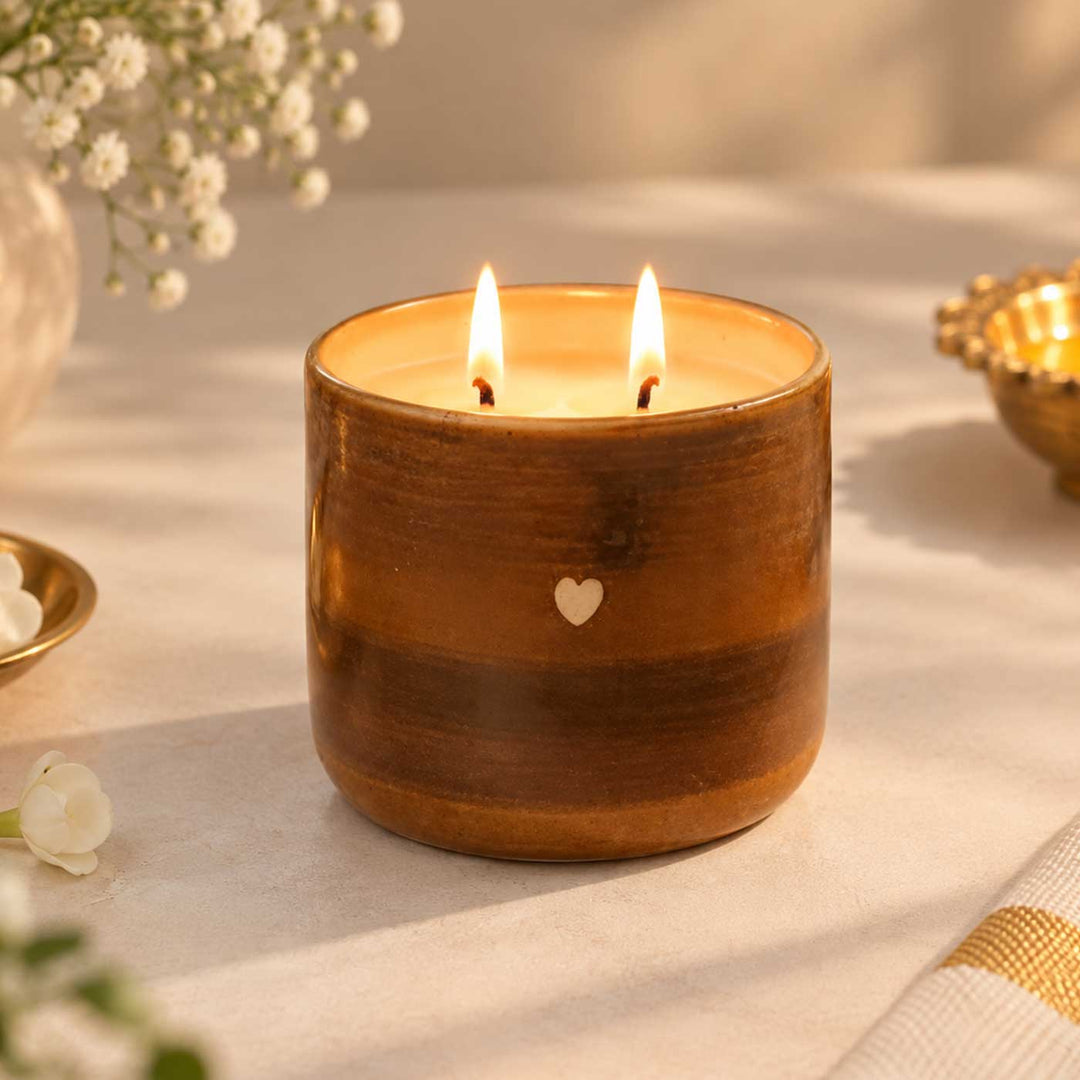 Handmade Muse Heart Etched Ceramic Jar Soy Wax Candle With Sandal & Sea Salt Fragrance