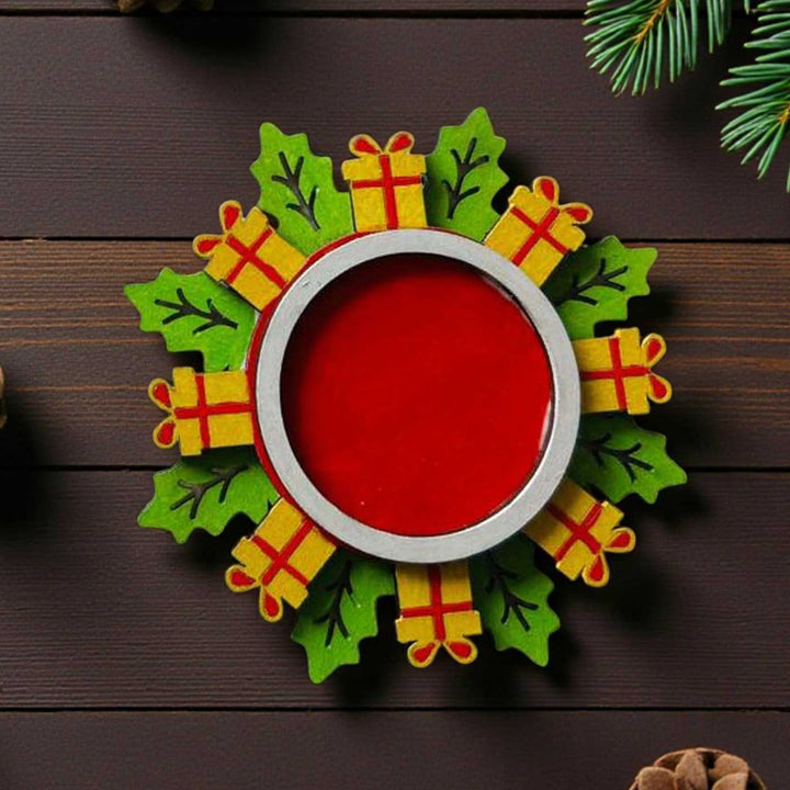 Hand-Painted Gift Theme Wooden Tealight Holder For Christmas Decoration