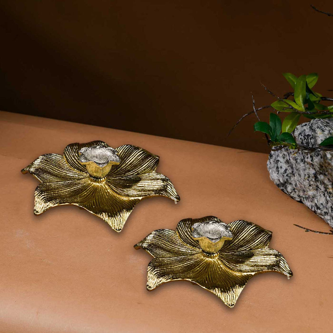 Handmade Golden Elysian Lotus Metal Candle Holder For Christmas Table Decoration | Set Of 2