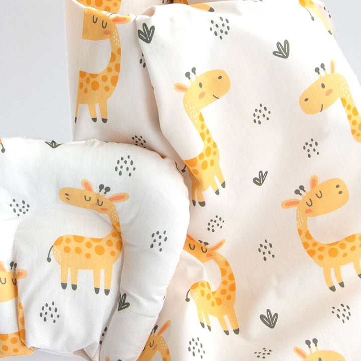 Personalized Baby Giraffe Cot Set | 0-4 Years