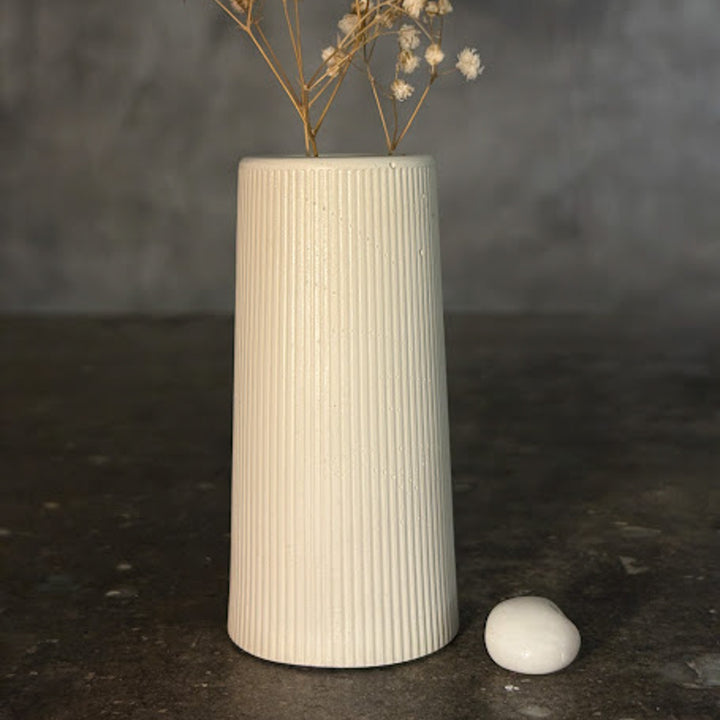 Handmade Concrete Romae Hamper | Includes 1 David Centerpiece, 1 Roman Pillar And 1 Vase