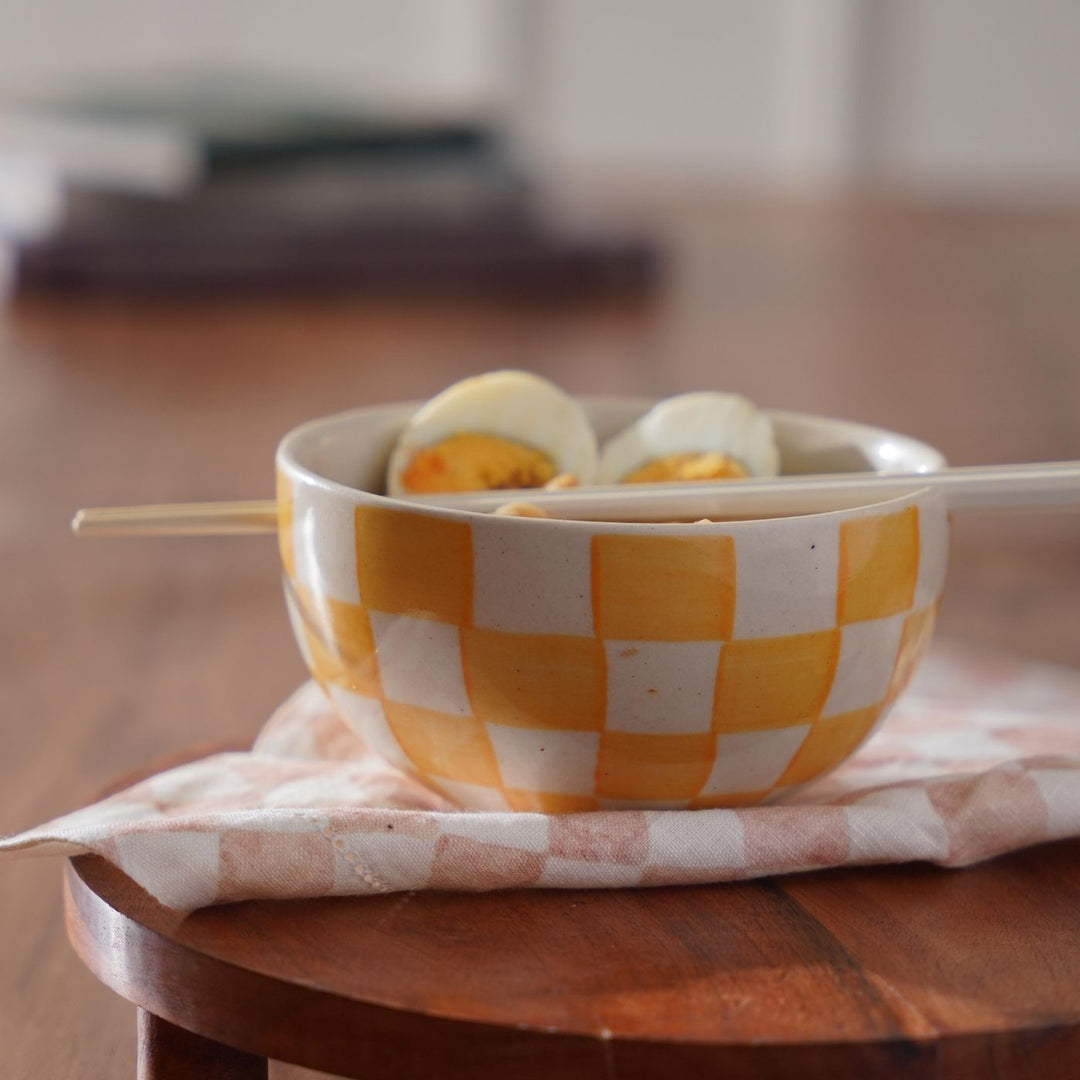 Ela Ramen Noodle Bowl With Chopstick Holder