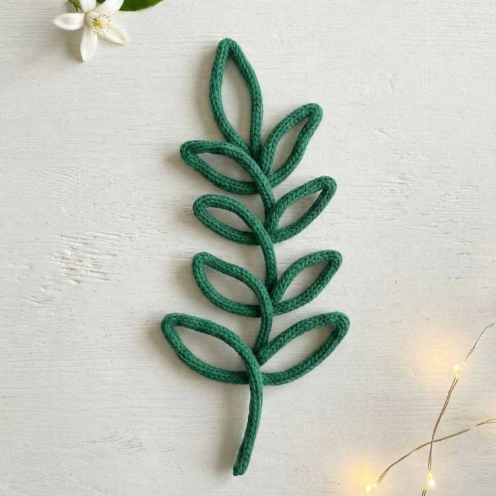 Handmade Knitted Wire Green Gulzar Fern