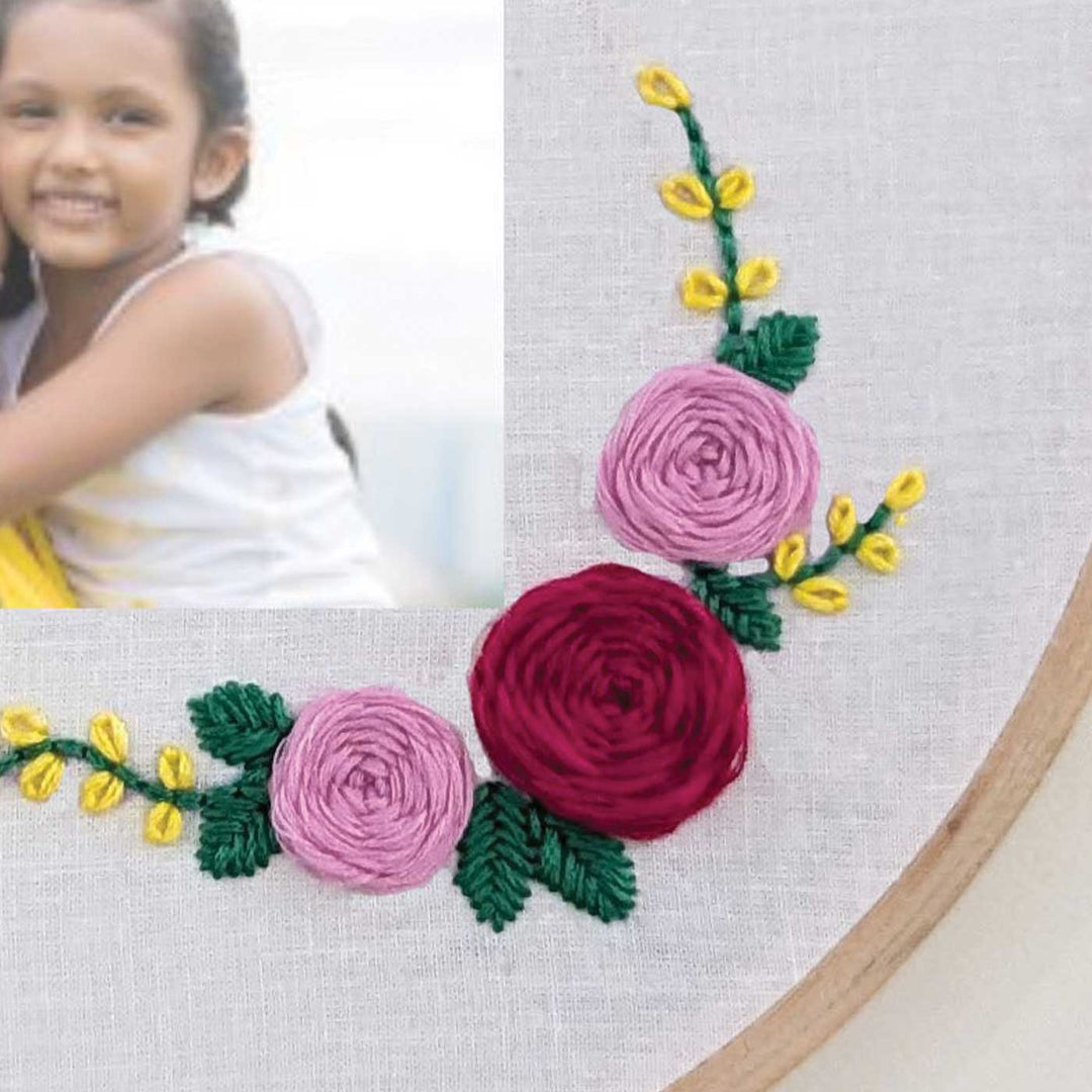 Photo Personalized Handmade Embroidered Mom Theme Wooden Wall Hoop