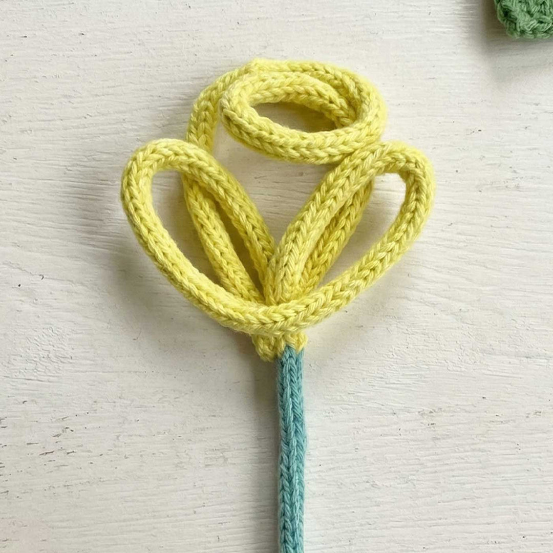 Handmade Knitted Wire Gulzar Yellow Rose