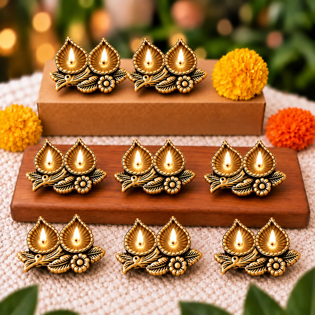 Handmade Leaf Shaped Terracotta Oil Lamp / Diya | Set Of 8