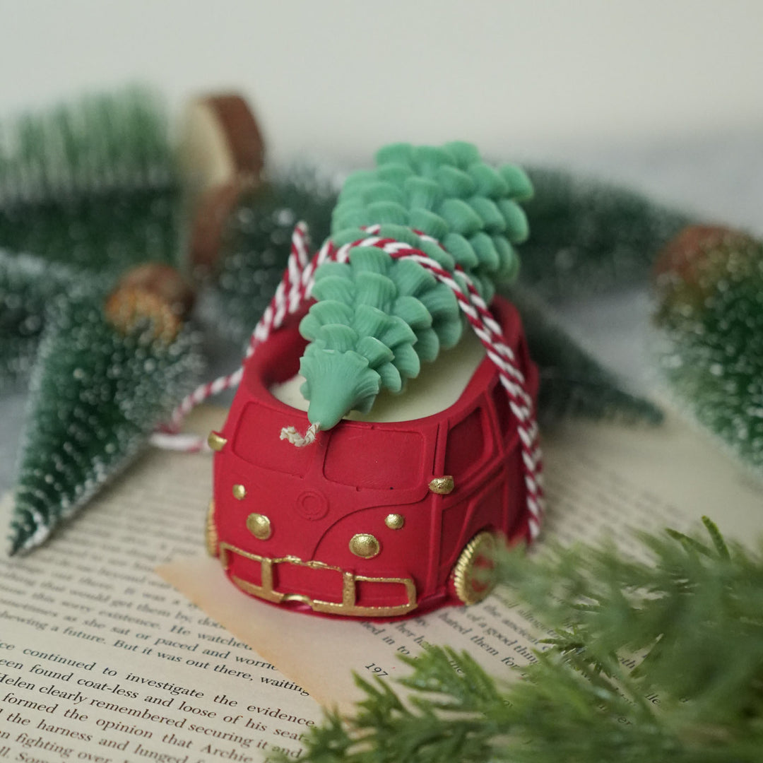 Handmade Soy Wax Retro Christmas Van With Christmas Tree Candle