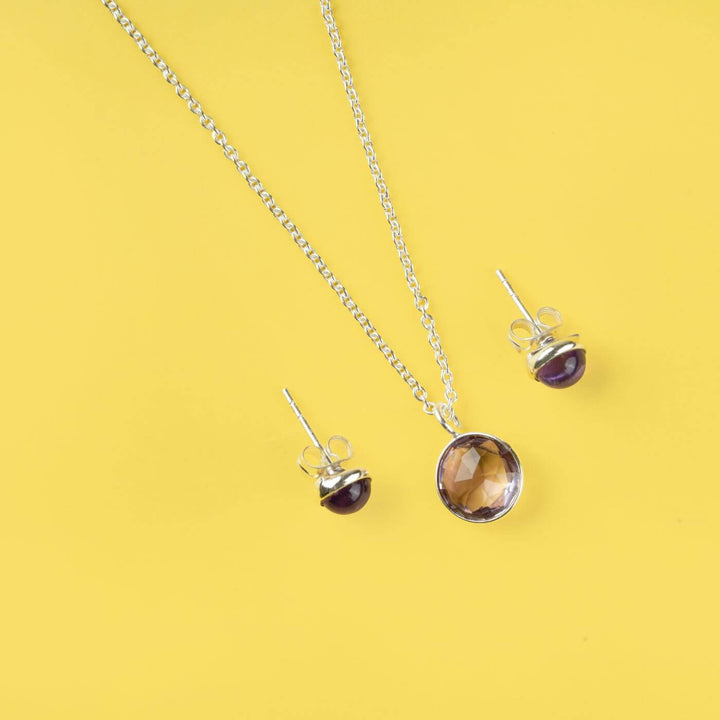Handcrafted Healing Stone Brass Necklace