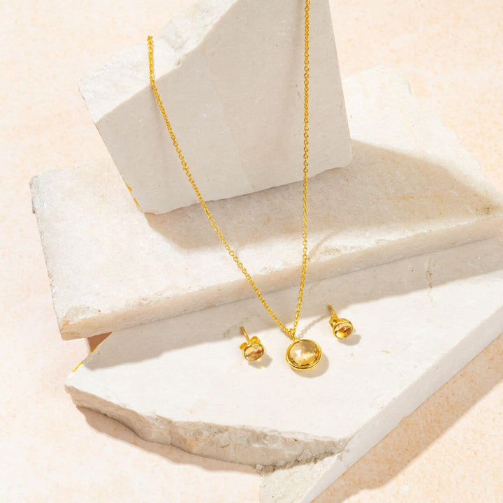 Handcrafted Healing Stone 18k Gold Necklace
