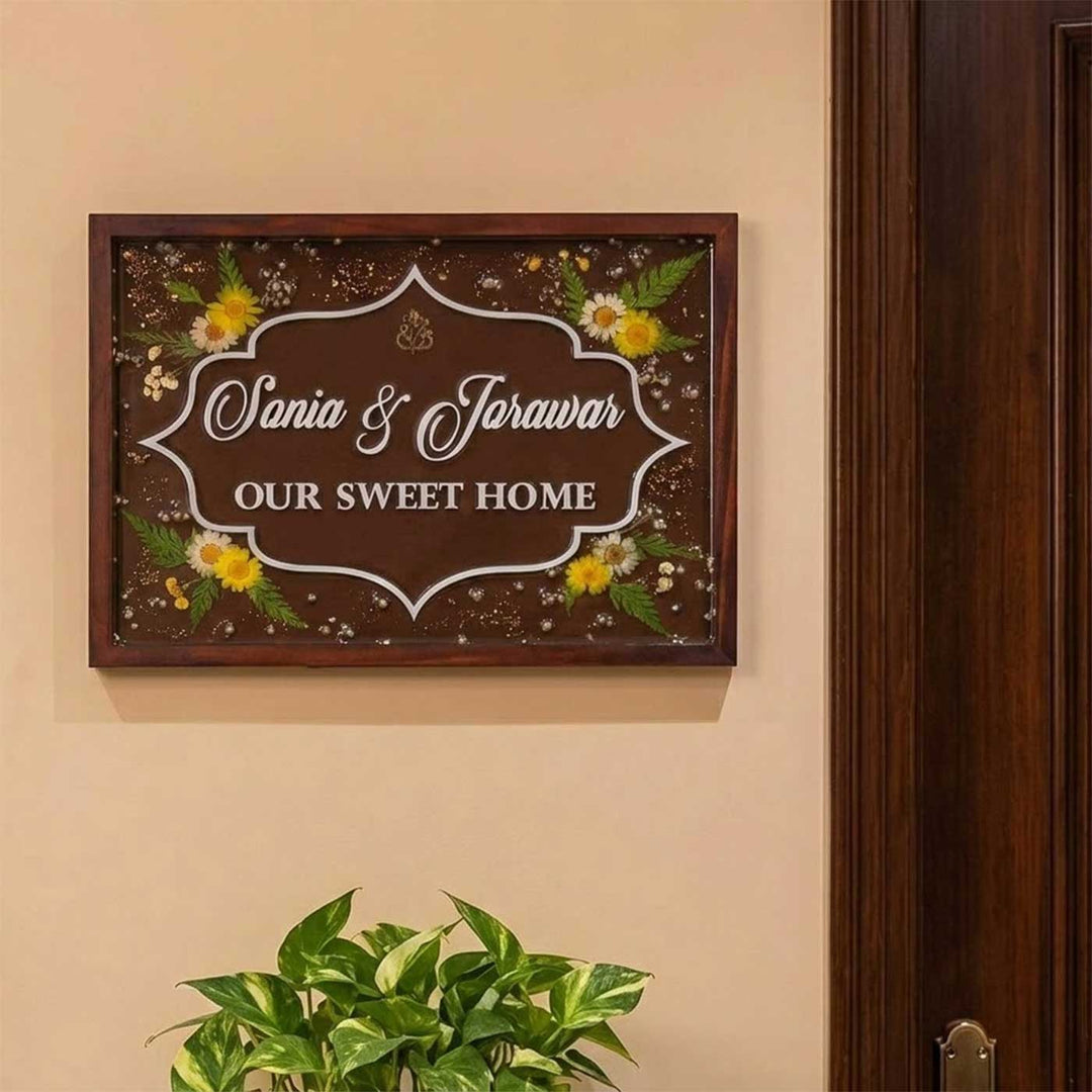 Personalized Floral Elegance Wooden Frame Resin Name Plate