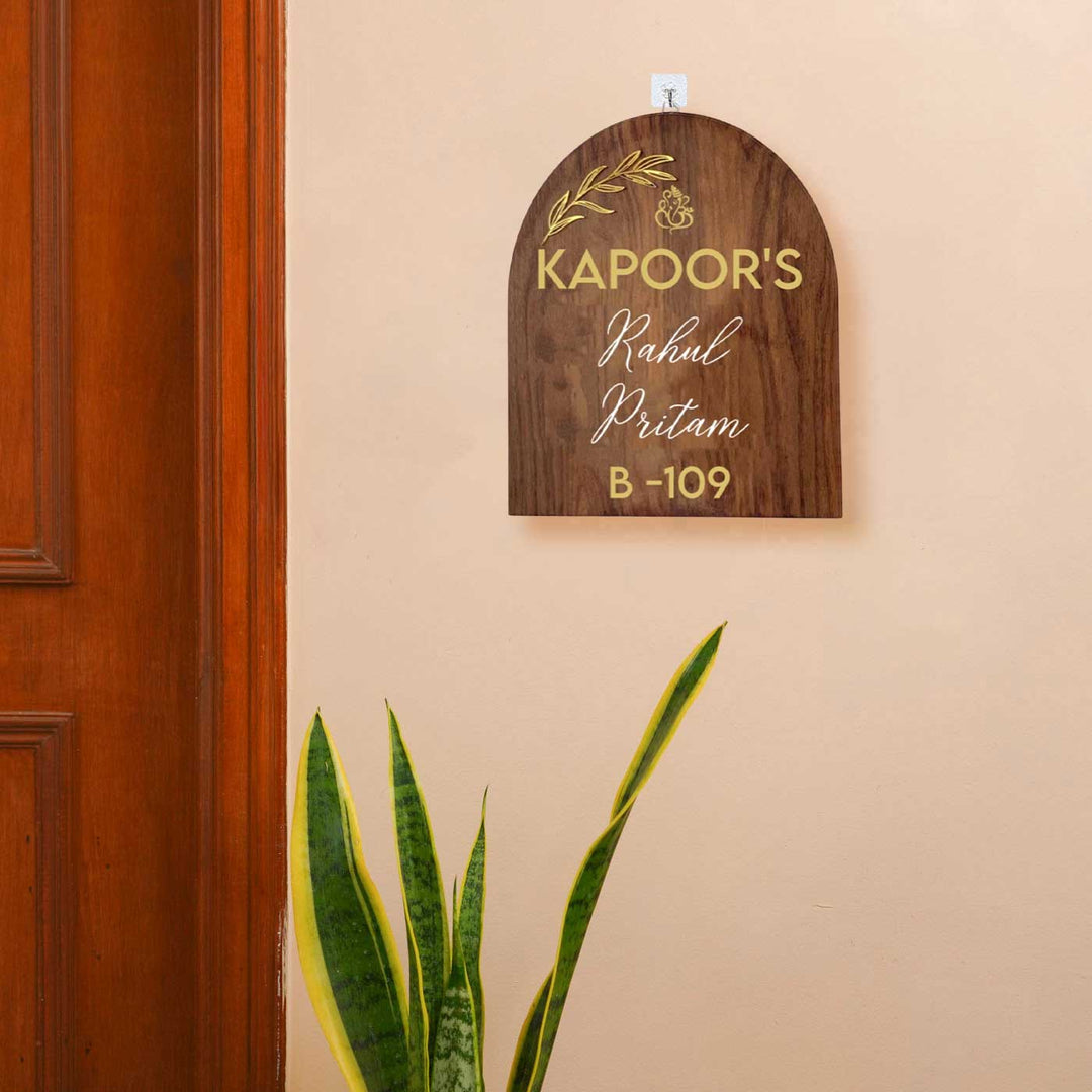 Minimal Arched Wooden Name Plate with 3D Acrylic Letters