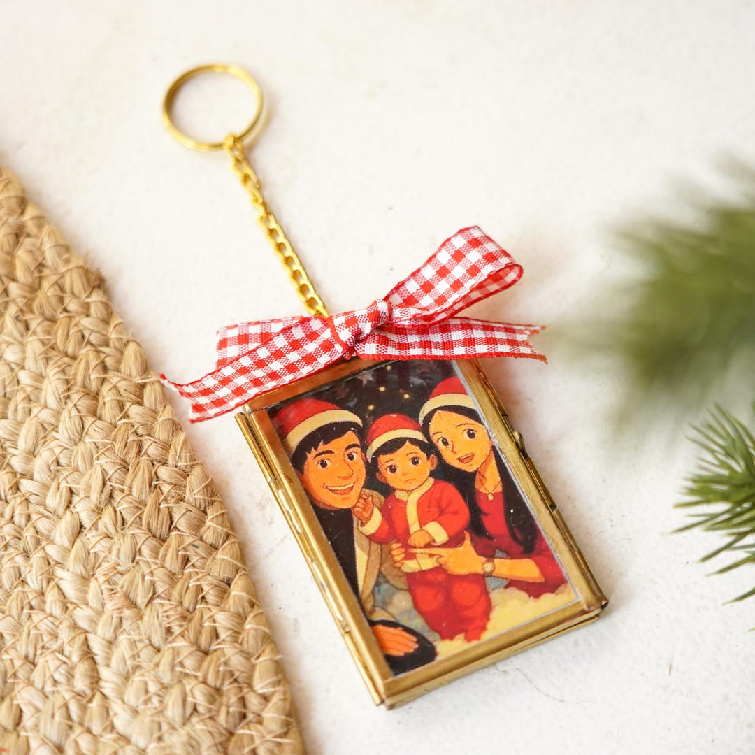 Photo Personalized Vintage Glass Christmas Ornament