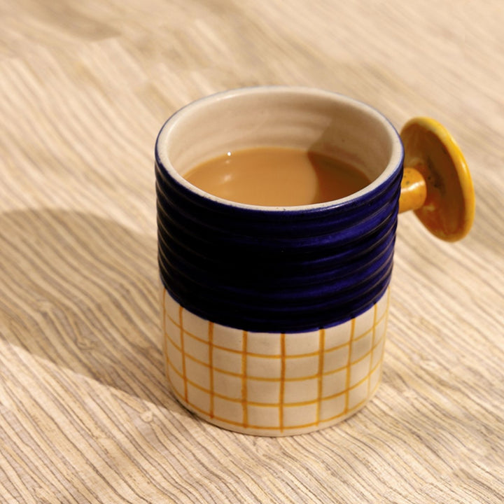 Nargis Mug With Knob Handle