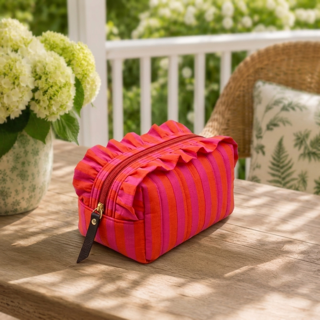 Daisy Whimsical Vanity Pouch With Smooth Zipper For Women | Broad Stripes