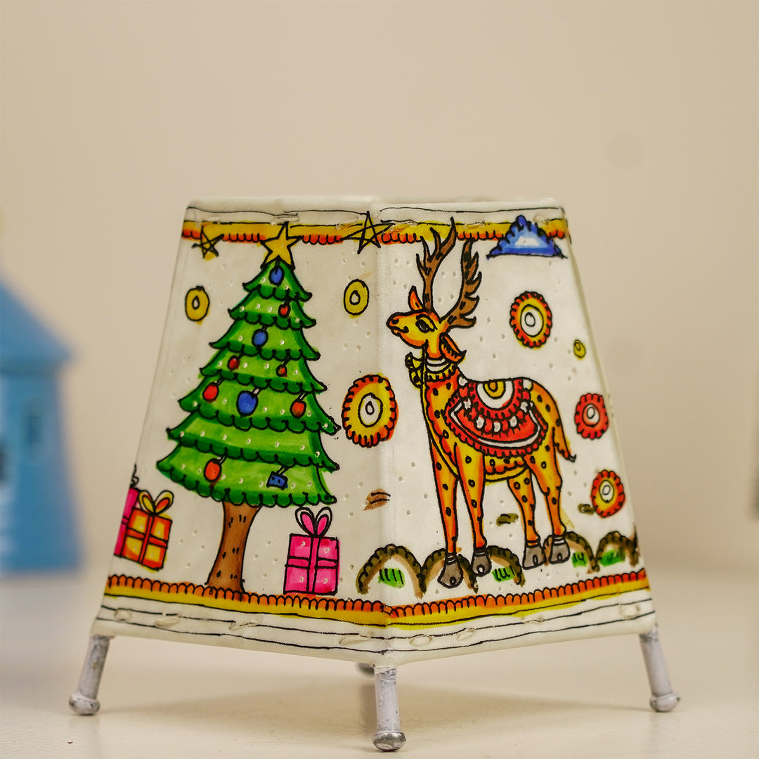 White Christmas Motifs Hand Painted Tholu Bommalata Tabletop Lamp | 6 inches