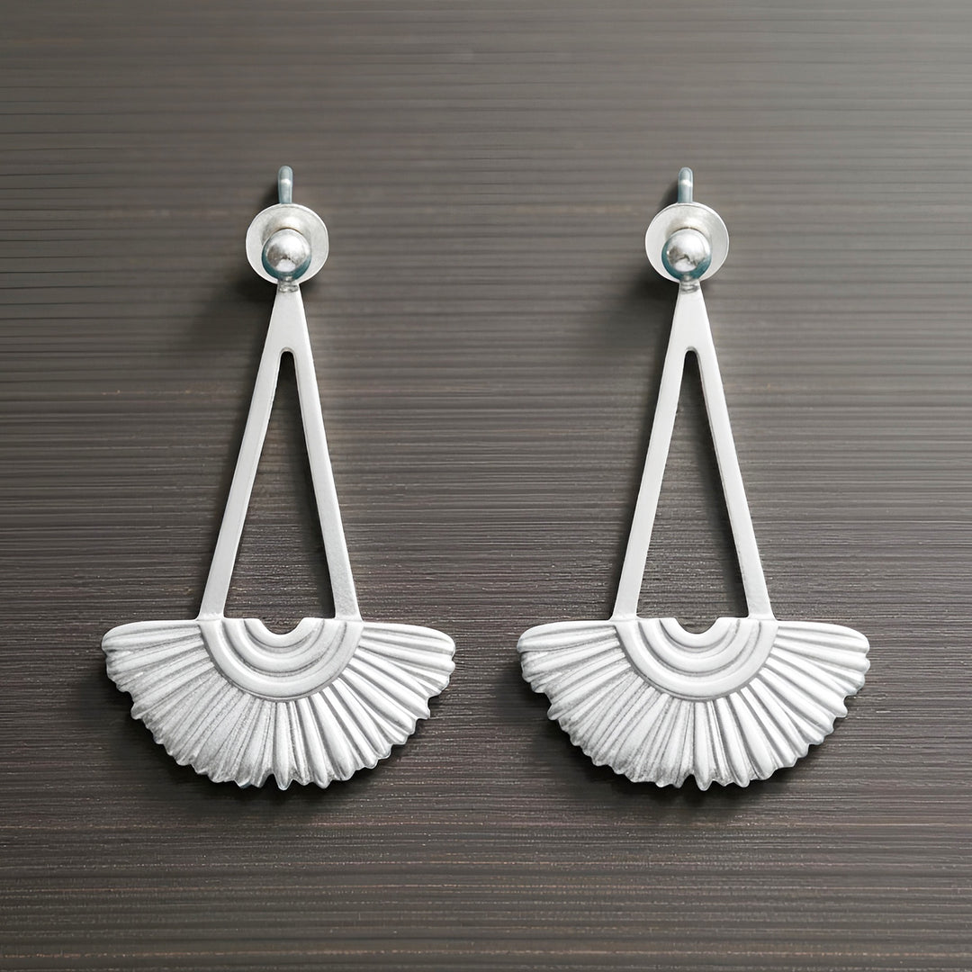 Handmade Contemporary Suncrest Silver Earrings