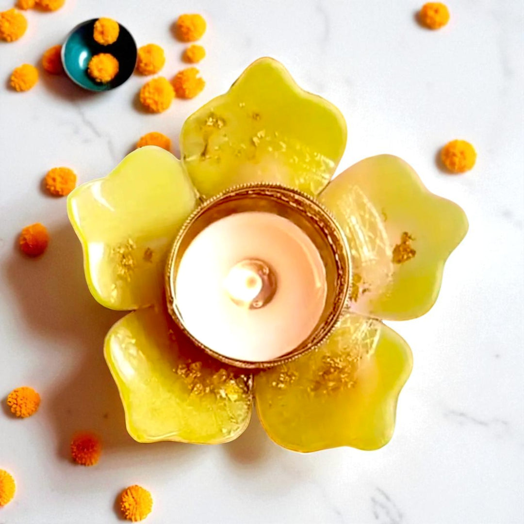 Handmade Flower Shaped Resin Tealight Holder