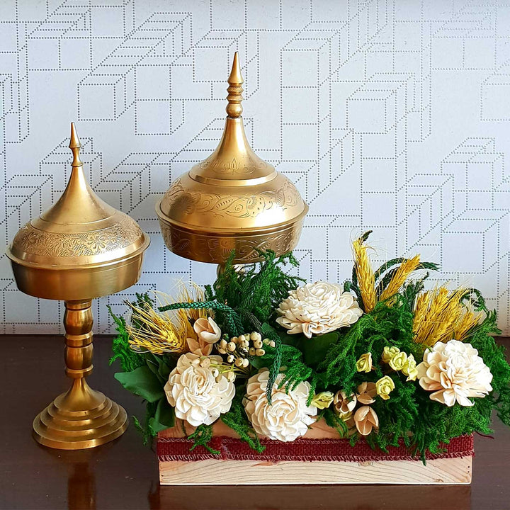 Handmade Elegant Organic White Shola Flower Bouquet