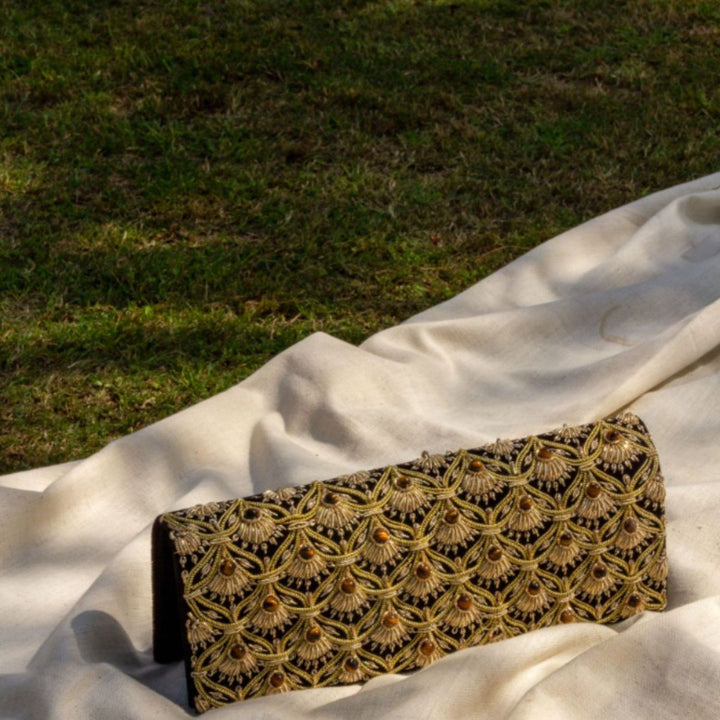 Kat Jaal Handcrafted Zardozi Sling Purse